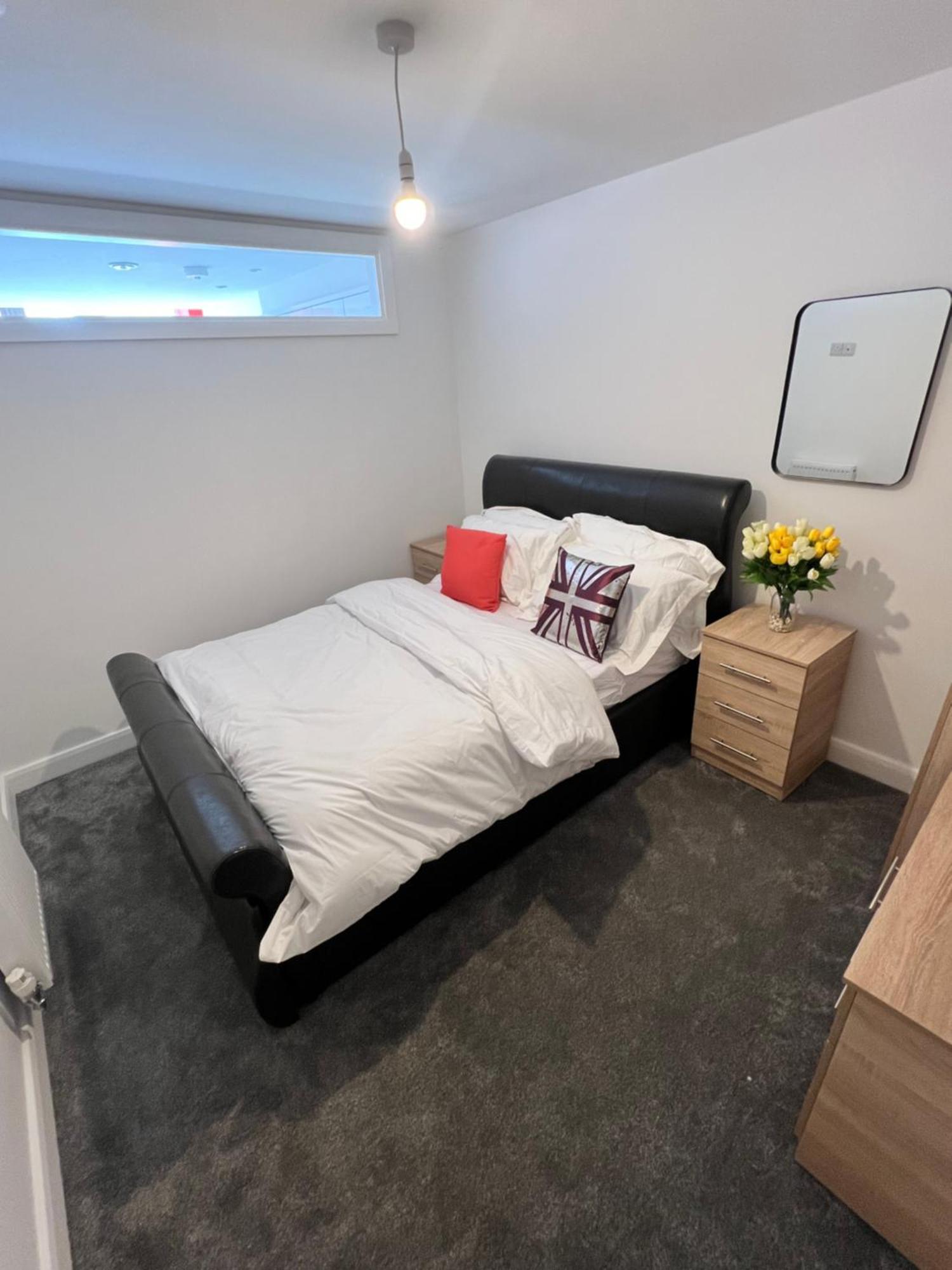 Flat 2 - Luxury Bolton City Centre Apartments 외부 사진